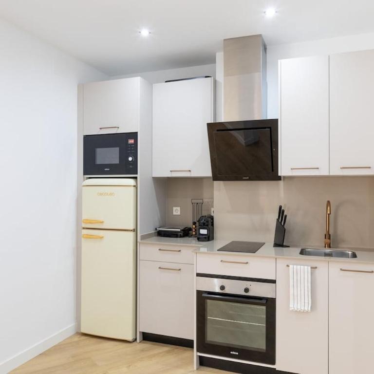 Apartamento moderno céntrico con AC y Luz natural - Appartement 2 Chambres - 35