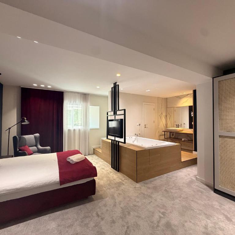 Hotel Bohemian Garni - Skadarlija - Chambre Lit King-Size avec Baignoire Spa - 1