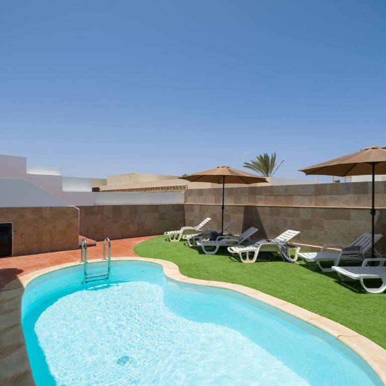 3-BR, VILLA, private pool, in the heart of Corralejo! - Villa 3 Chambres - 1