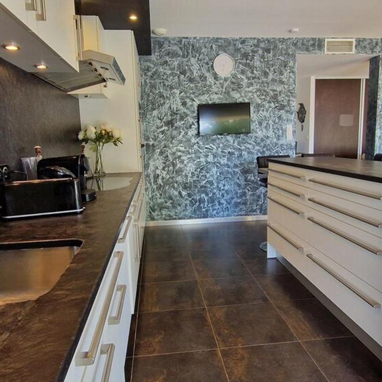 VILLA LA MAZAL, Bord de Mer, Piscine, Double Baignoire Balneo, Climatisation - Villa - 12