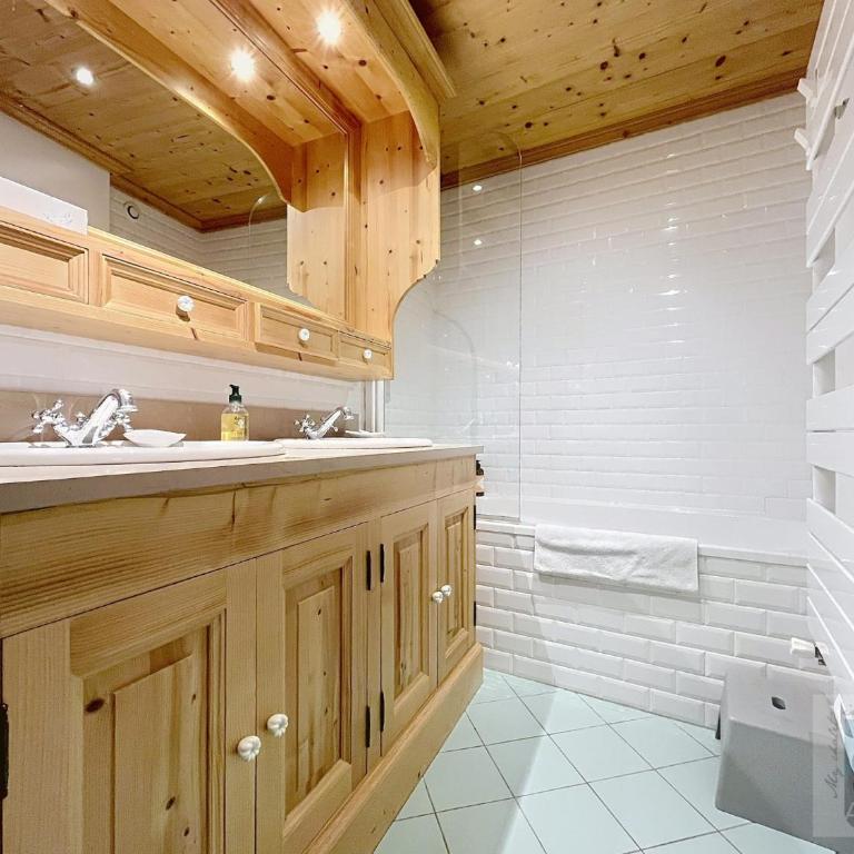 Le Saint-Amour - By Care Concierge - Apartment - 3