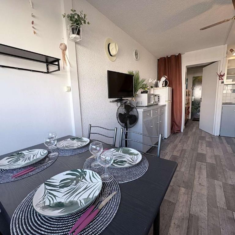 Studio plage du Grazel avec parking privé - GN590-002 - Appartamento Monolocale - 14