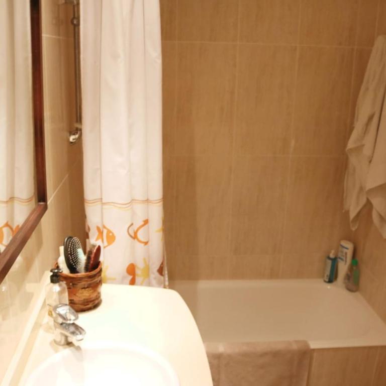 Magnificent apartment with a pool in Oliva Nova - Three-Bedroom Apartment with Balcony - 14