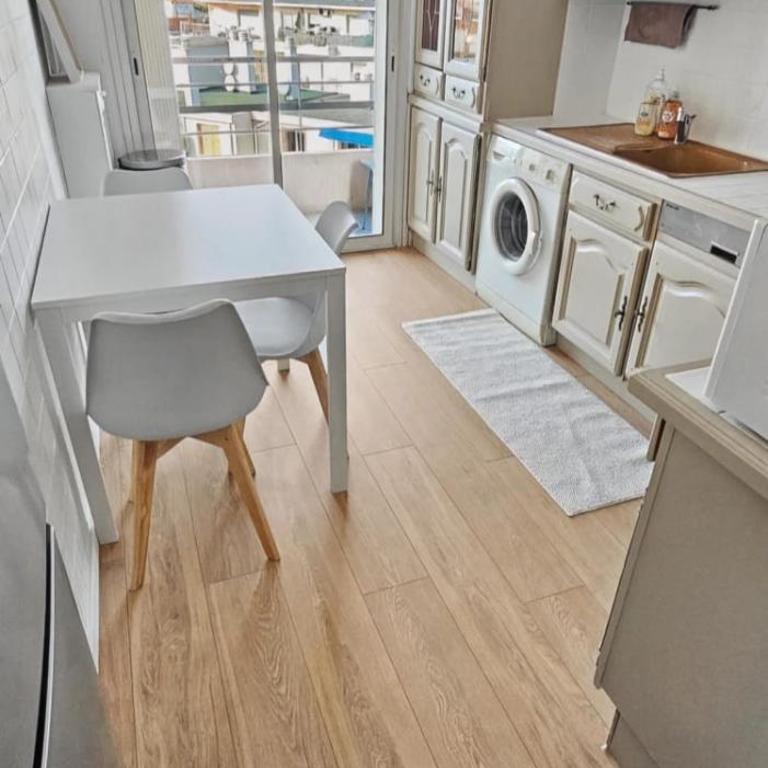 Mimosas Wilson Bright 3BR w Sea View 5min Beach - Apartment mit 3 Schlafzimmern - 5