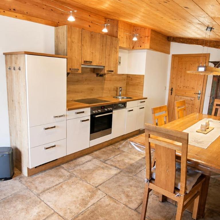 Urlaubshof Kranvogllehen - Apartment mit 2 Schlafzimmern und Balkon - 10