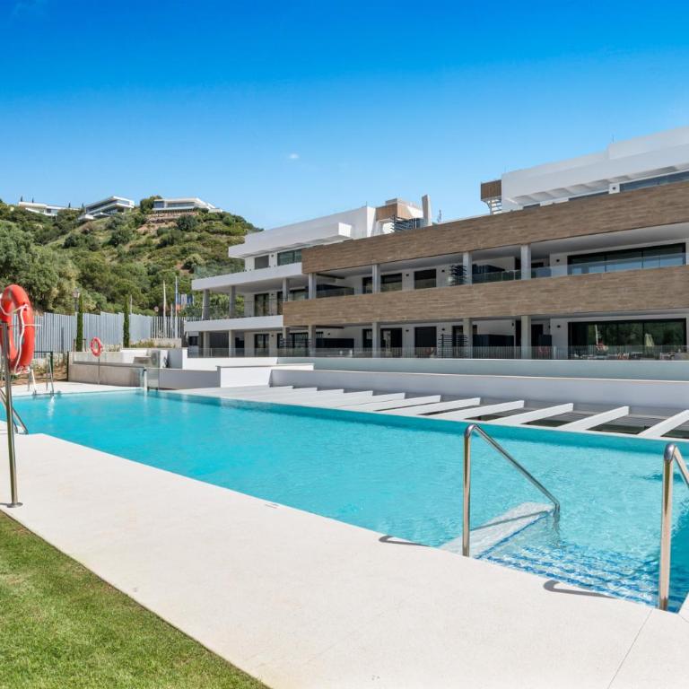 ViVi Homes - The Essence - Sea Views - Terrace - Pool - Gym - Three-Bedroom Apartment with View - 31