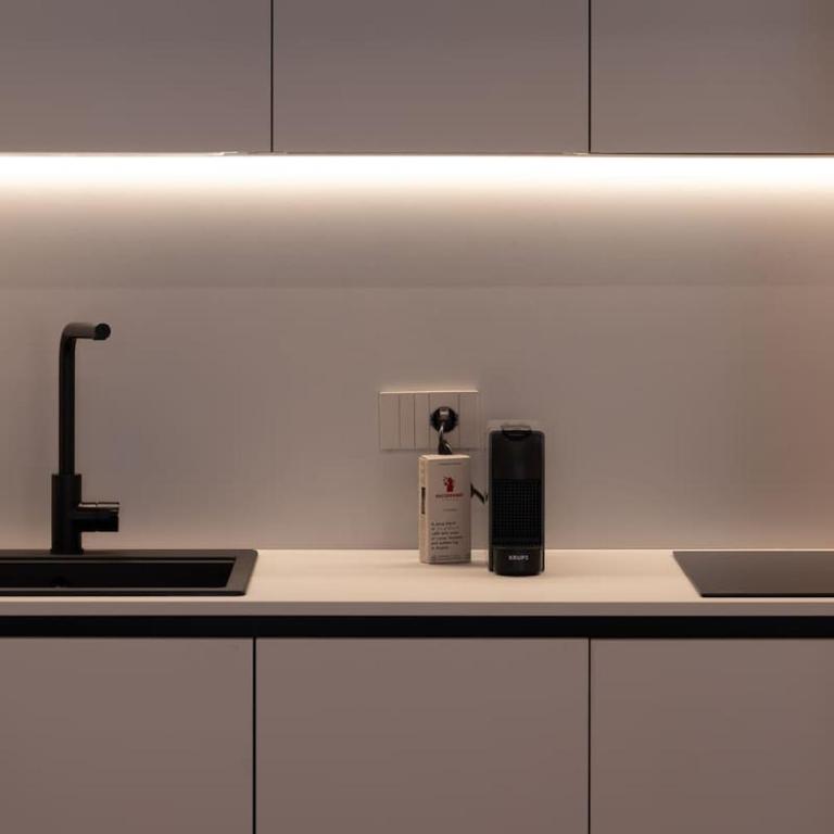 Brand-New Modern Studio Steps from the City Center - Appartement 1 Chambre - 3