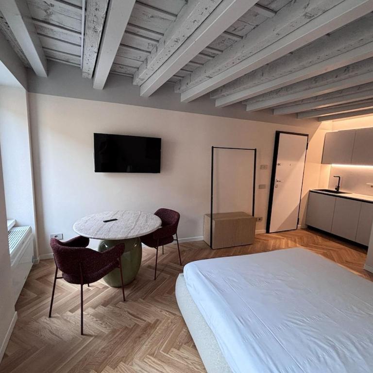 Brand-New Modern Studio Steps from the City Center - Appartement 1 Chambre - 5