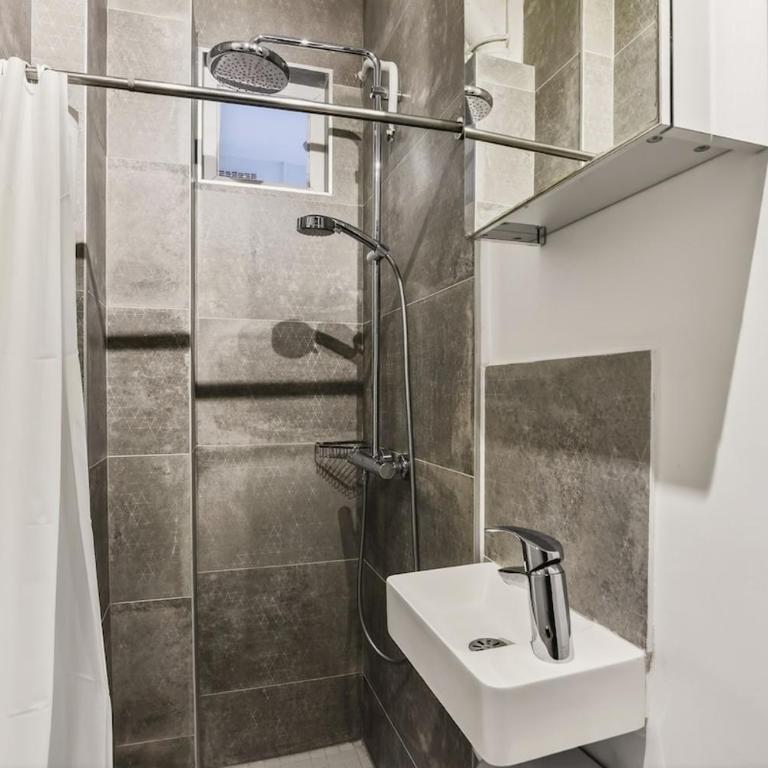 Charming apartment 10 min from Père-Lachaise - Appartement 1 Chambre - 5