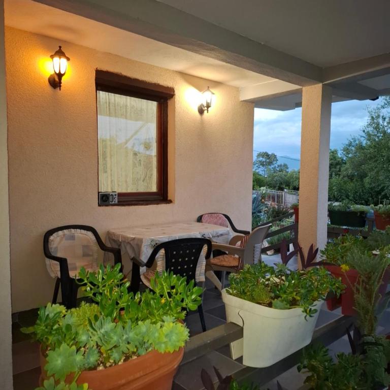 Komani Hideout - Haus mit 2 Schlafzimmern - 10