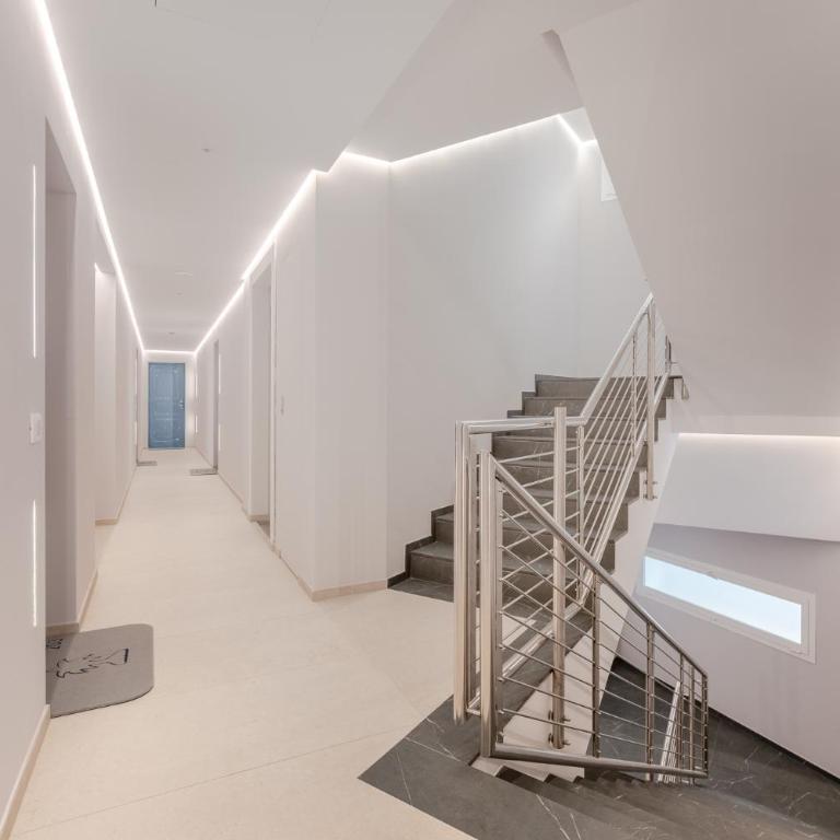 Hostdomus - Marina Suite - near the sea - One-Bedroom Apartment - 23