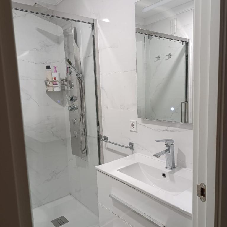 SUNSHINE GROUP - Apartamento de 2 dormitorios - 3