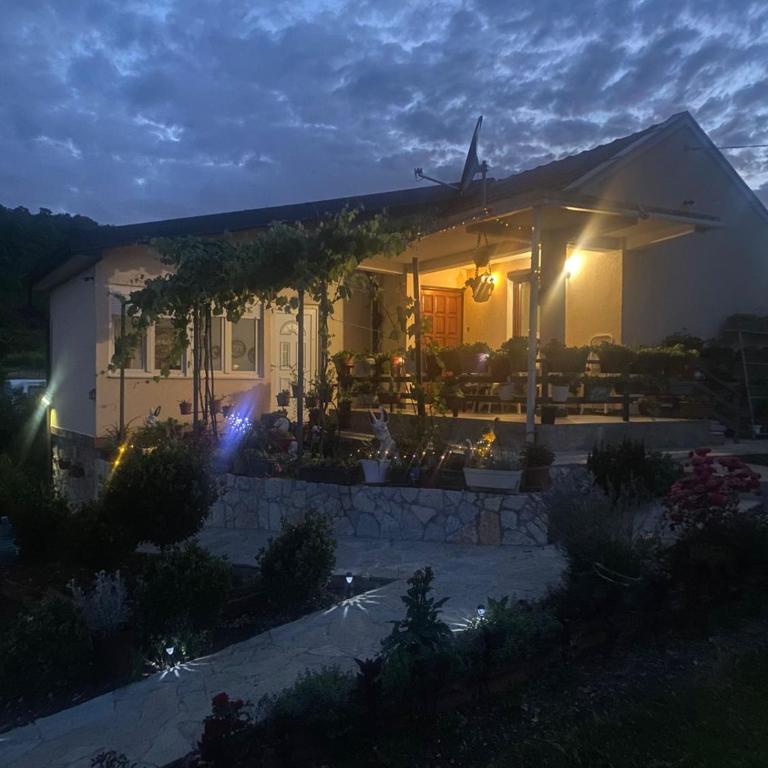 Komani Hideout - Haus mit 2 Schlafzimmern - 37