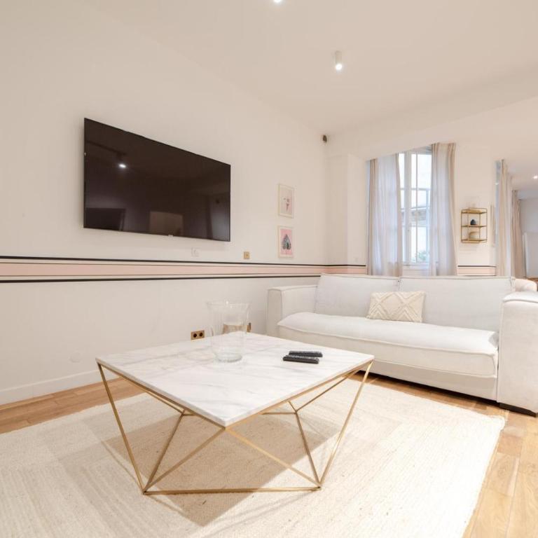 Marais Paris Appartement familial 2 chambres - Apartment - 8