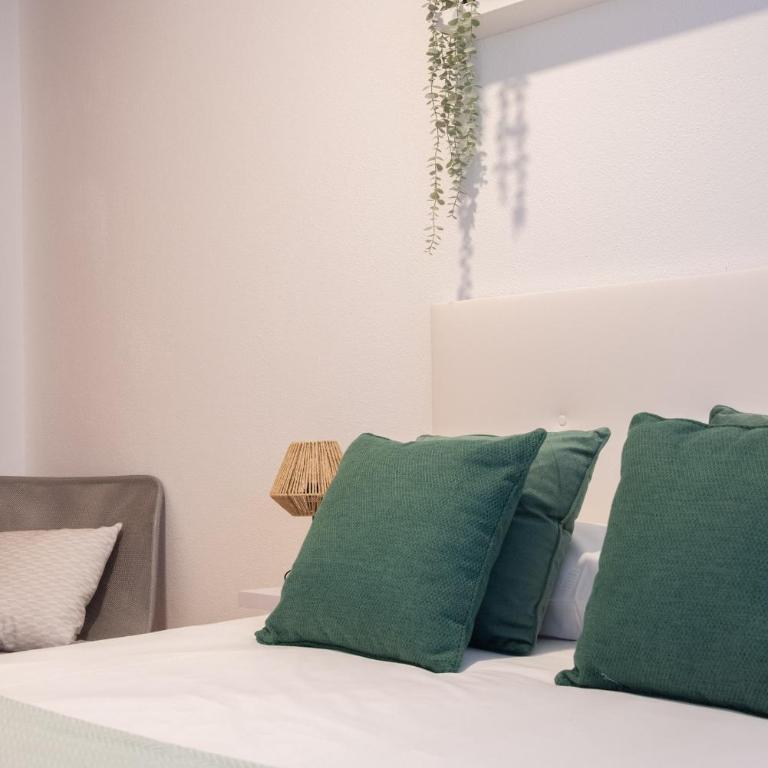 Gran Suite Plaza America con Parking - Apartment - 5
