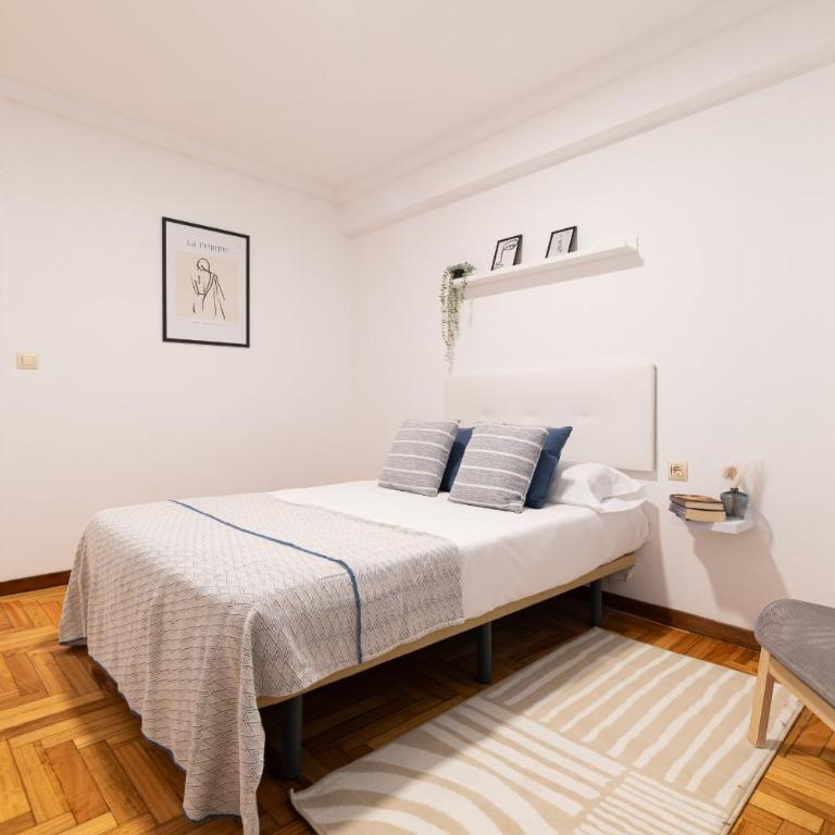 Gran Suite Plaza America con Parking - Apartment - 11