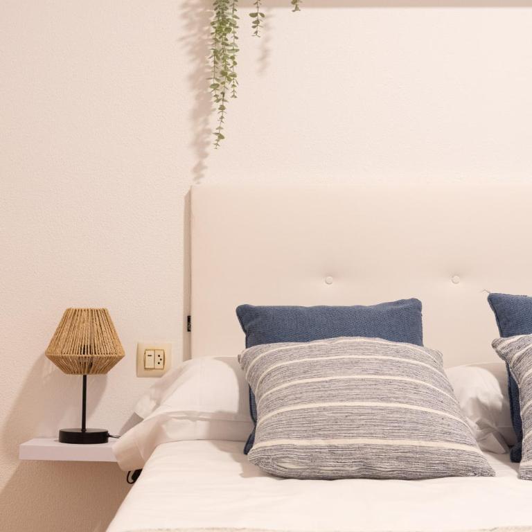 Gran Suite Plaza America con Parking - Apartment - 16