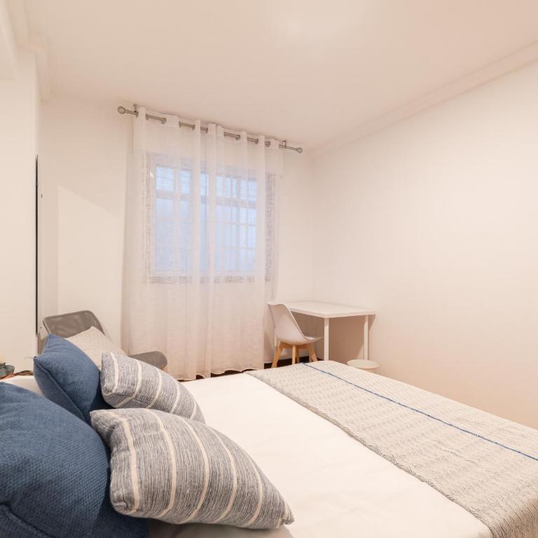 Gran Suite Plaza America con Parking - Apartment - 30