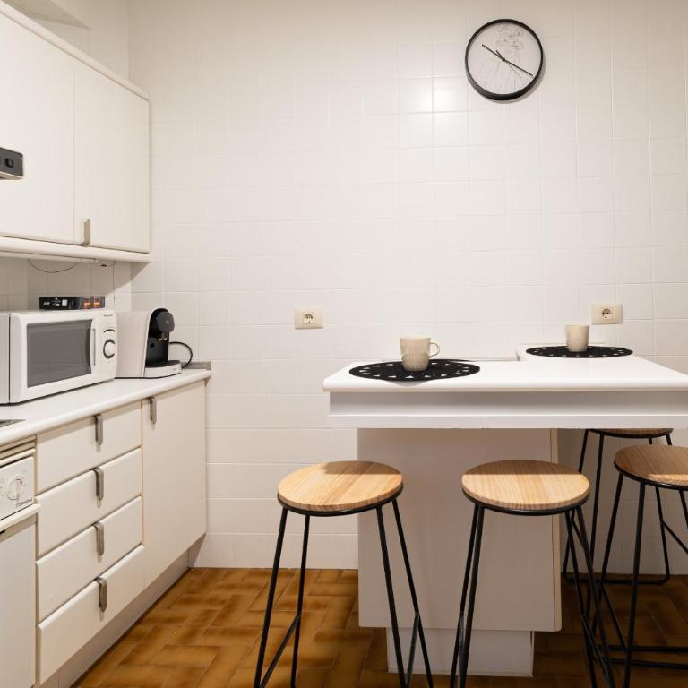 Gran Suite Plaza America con Parking - Apartment - 37