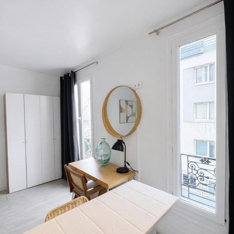Jolie studio 25m2 bien equipe 2P - Paris 20 - Appartement - 4