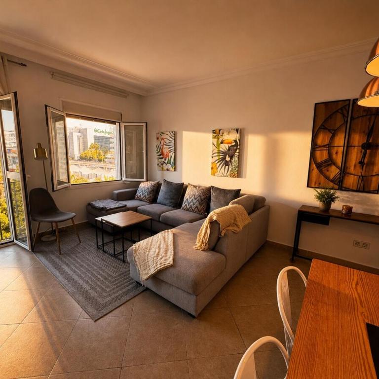 Stylish Flat in Puerto Banús - Steps to Marina - Two-Bedroom Apartment - 10
