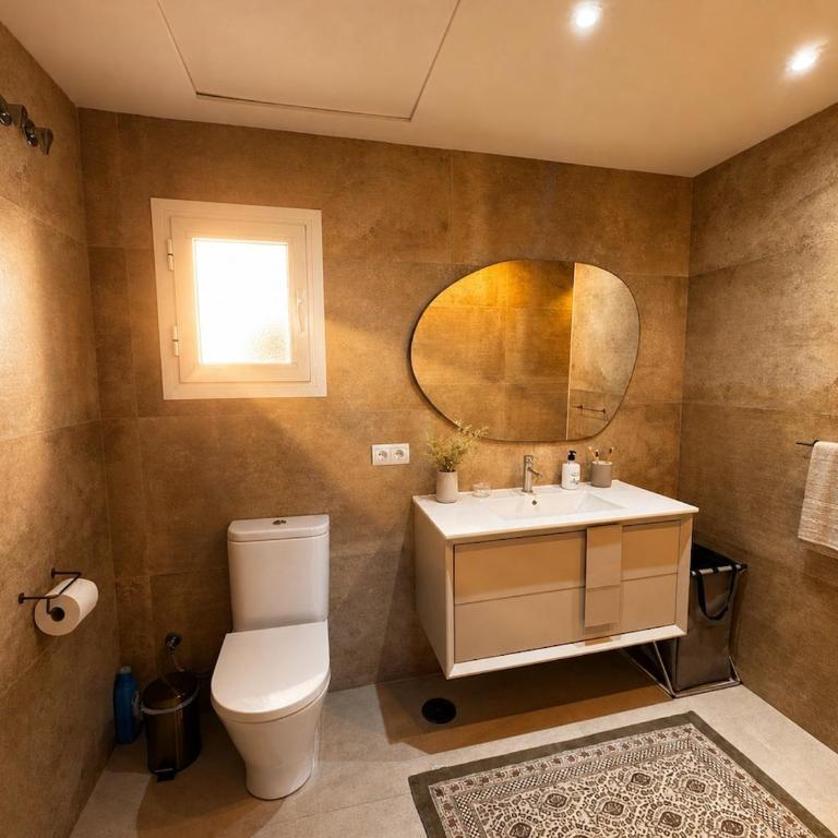 Stylish Flat in Puerto Banús - Steps to Marina - Two-Bedroom Apartment - 29