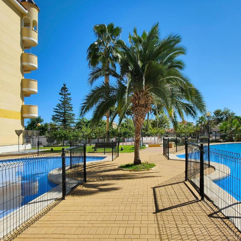 Global Vacacional, Acogedor apartamento en Canet de Berenguer cerca de la playa - Apartment mit Terrasse - 18