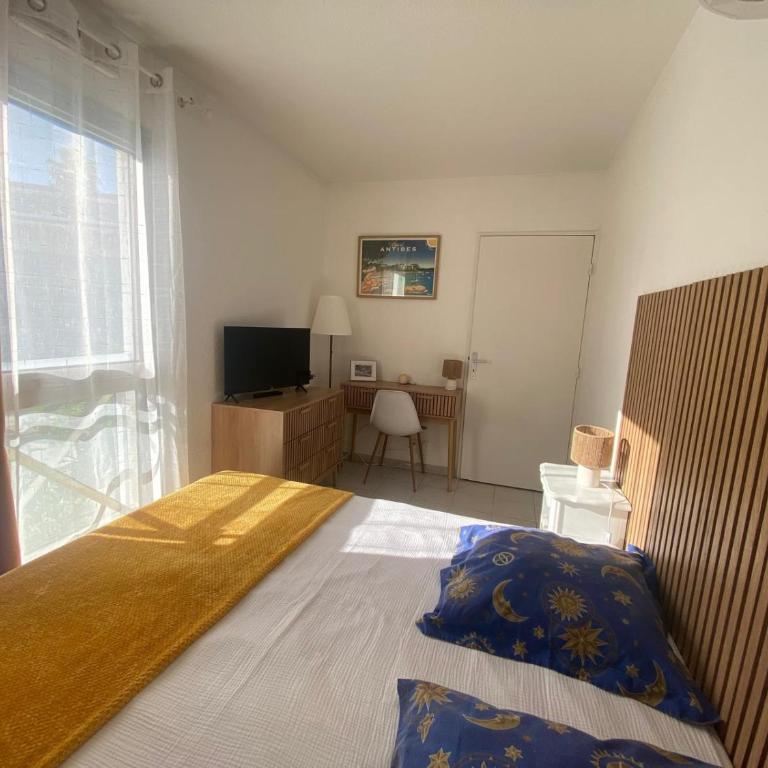 One-bedroom apartment with balcony, sea and park views, air conditioning, swimming pool and parking - One-Bedroom Apartment - 23