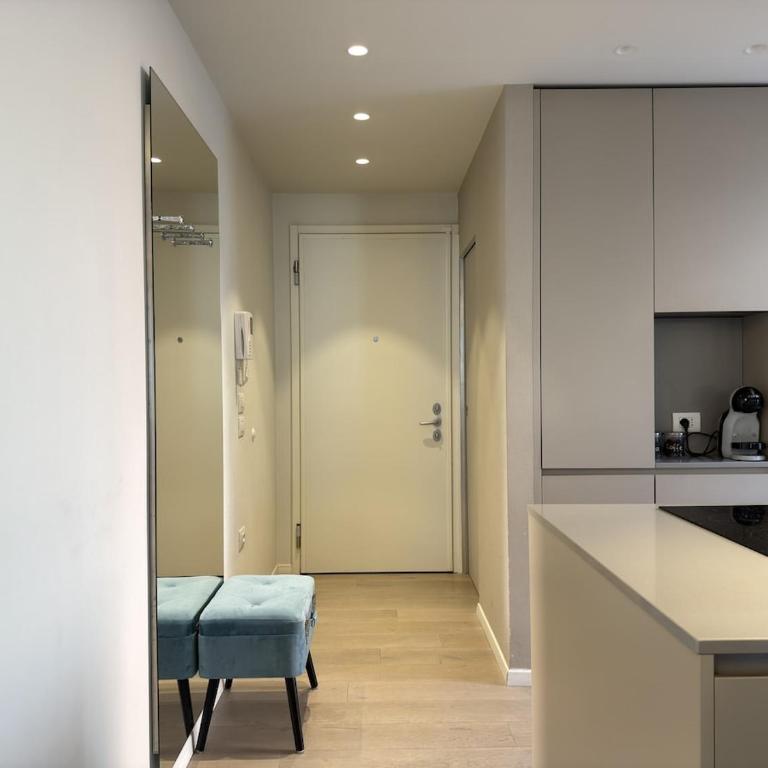 Stylish Downtown Apart close to the beach - Appartamento con 3 Camere da Letto - 57