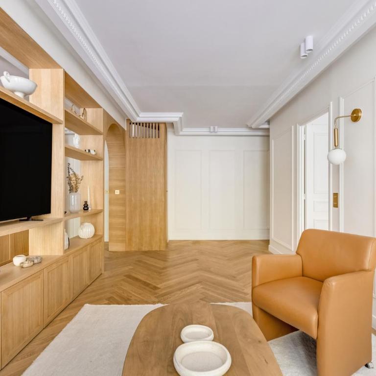 Pick A Flat's Apartement in Champs Elysées - Avenue Marceau - One-Bedroom Apartment - 6