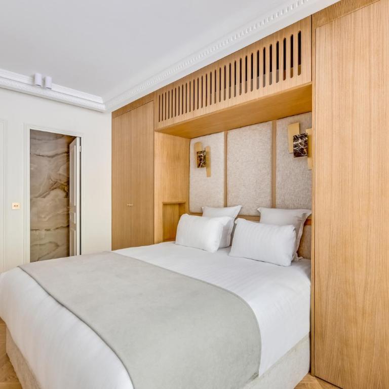 Pick A Flat's Apartement in Champs Elysées - Avenue Marceau - One-Bedroom Apartment - 10