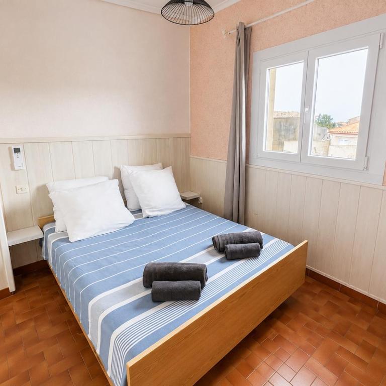 Duplex avec Balcon - Climatisation - 150 m de la plage - Appartement Familial 2 Chambres - 12