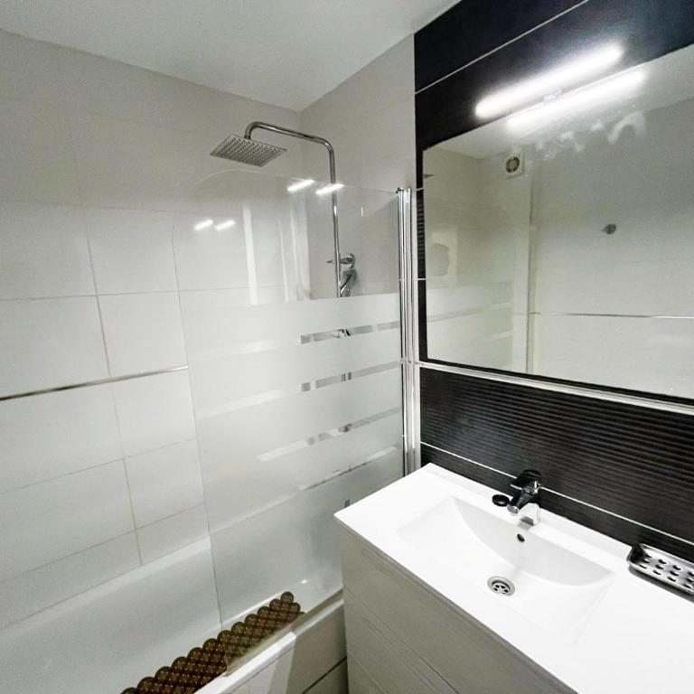 Benalmar Playa Retreat Pool, Gardens Beach - Apartment mit 2 Schlafzimmern - 11