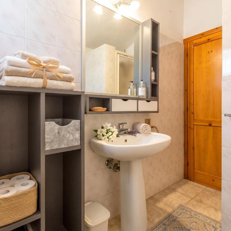 Villa Joie de Vivre Vista mare con piscina a sfioro per 6 persone - Villa - Vue sur Mer - 16