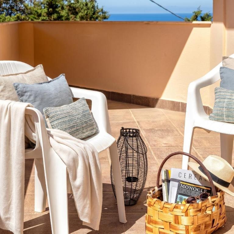 Villa Joie de Vivre Vista mare con piscina a sfioro per 6 persone - Villa - Vue sur Mer - 52