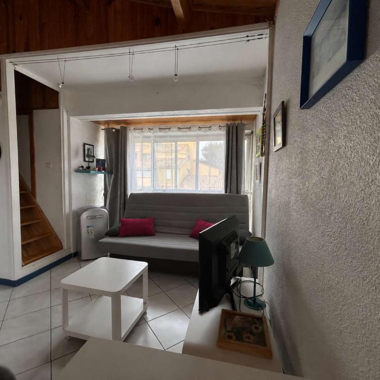 NP070-F1185 Appartement 1 chambre et mezzanine Narbonne Plage - Appartement 1 Chambre - 2