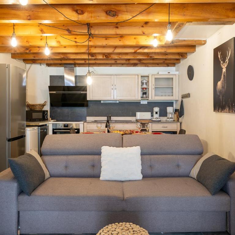 L'Estable Au cœur des Angles Terrasse 4 a 8 pers - Four-Bedroom Vacation Home - 26