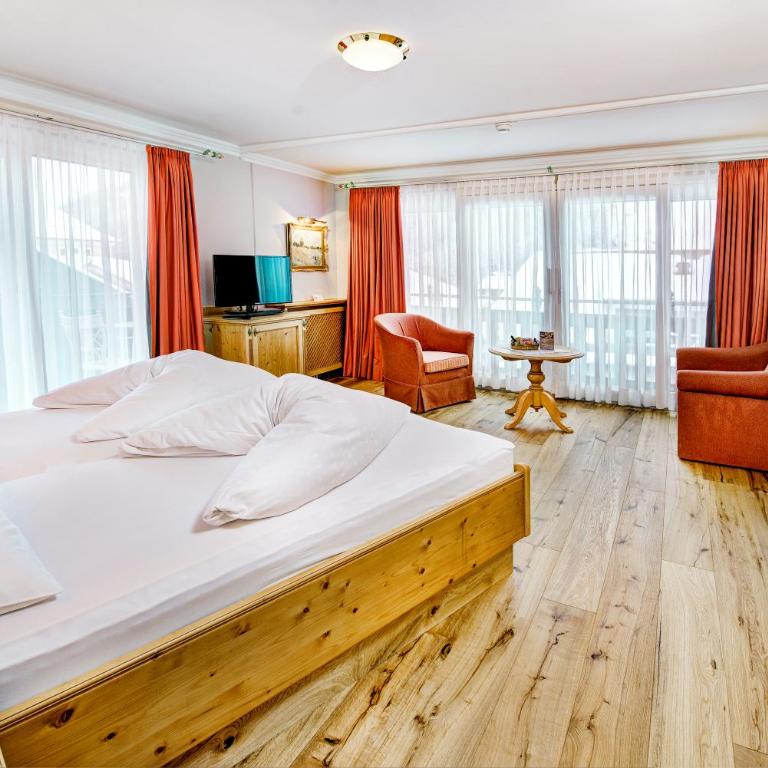 BOUTIQUE-HOTEL BAUER - inklusive Winter Mobility Ticket und inklusive Sommer Joker Card und Sommer Mobility Ticket - Deluxe Doppelzimmer - 1
