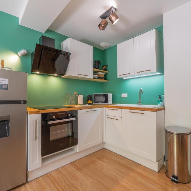 Le Cocon de Chambéry - T4 Hyper Centre & Parking - Three-Bedroom Apartment - 7