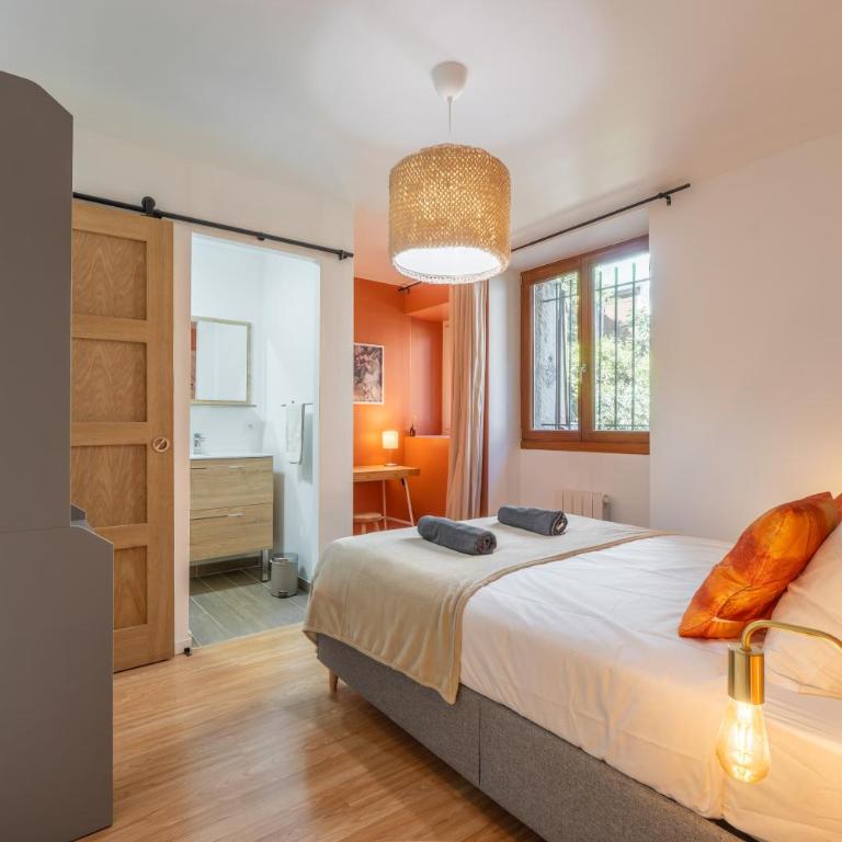 Le Cocon de Chambéry - T4 Hyper Centre & Parking - Three-Bedroom Apartment - 2