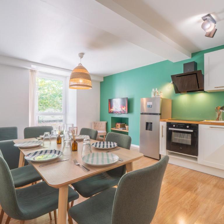 Le Cocon de Chambéry - T4 Hyper Centre & Parking - Three-Bedroom Apartment - 1