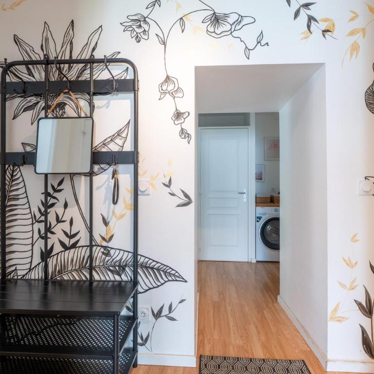 Le Cocon de Chambéry - T4 Hyper Centre & Parking - Three-Bedroom Apartment - 29