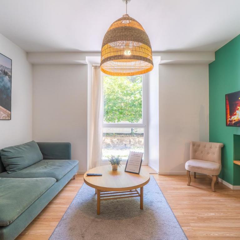Le Cocon de Chambéry - T4 Hyper Centre & Parking - Three-Bedroom Apartment - 8