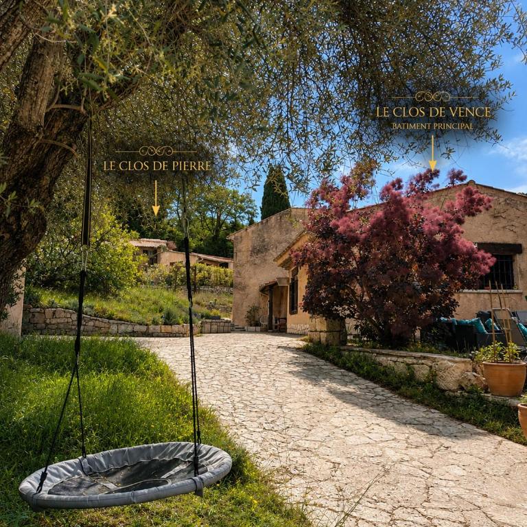 Maison indépendante au Clos de Vence avec jacuzzi privé et piscine partagée ouverte du 15 mai au 15 septembre au coeur de la nature - Maison de Vacances 3 Chambres - 35