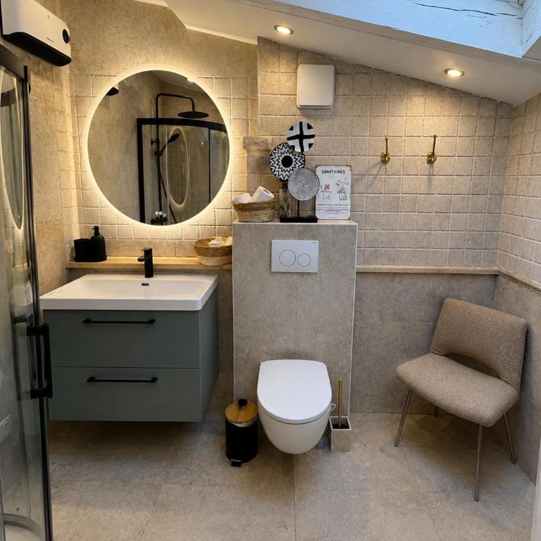 Maison indépendante au Clos de Vence avec jacuzzi privé et piscine partagée ouverte du 15 mai au 15 septembre au coeur de la nature - Maison de Vacances 3 Chambres - 45