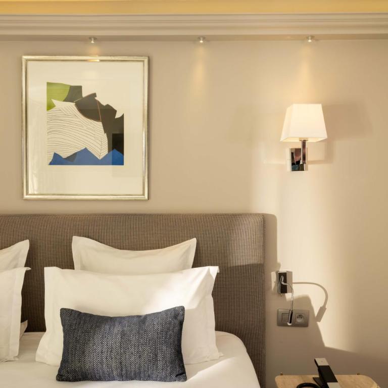 Hôtel Le Relais des Halles - Chambre Double ou Lits Jumeaux Supérieure - 7