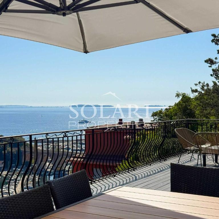 Villa with swimming pool and beach access on foot - Villa - 9
