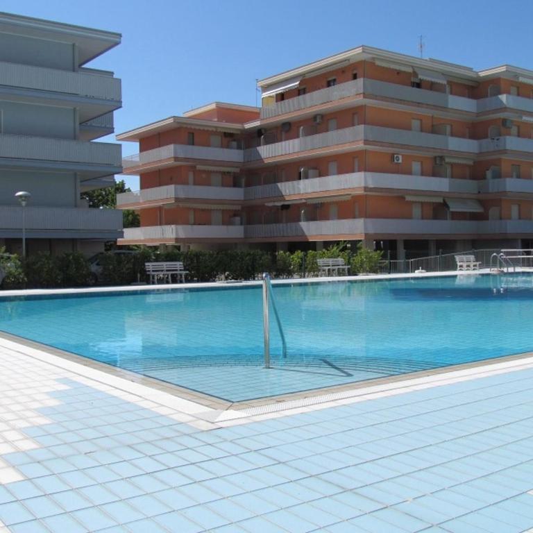 Relaxing stay by the pool - Appartamento - 17