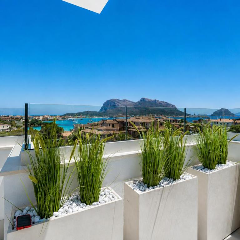 Villa Aramis - 3BR with Pool, Roof-top Terrace & Sea View, Golfo Aranci Sardinia - Villa con Piscina Privata - 13
