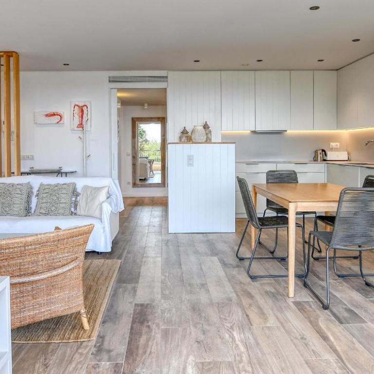 Luxury Central Apartments, Illa Blanca, Calella - Apartment mit Terrasse - 8